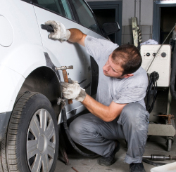 Доверим кузовной ремонт автомобилей специалистам