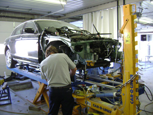 Рихтовка и ремонт кузова автомобиля